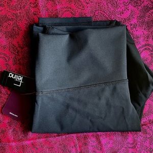 BRAND NEW Felina Cairo High-Waist 7/8 Leggings w/ Hidden Pocket - Large